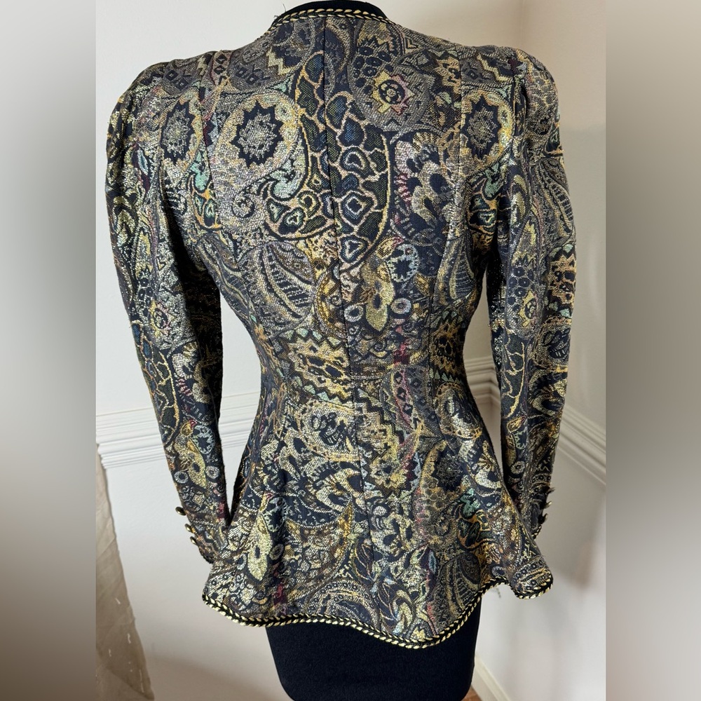 Vintage Cachet Blazer with Gold and Blue Tones - Picture 2 of 5